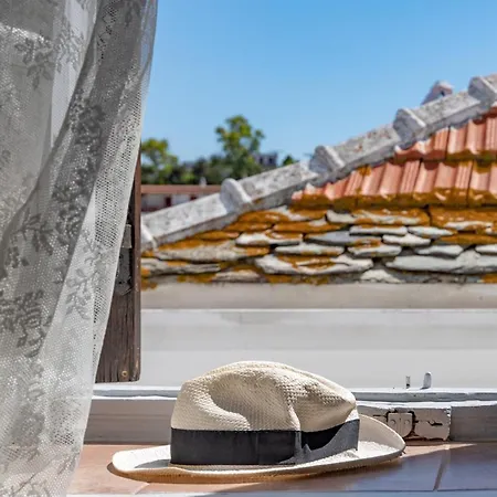 Traditional House 3*