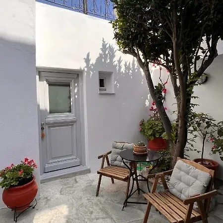 בית הארחה Traditional House 3*